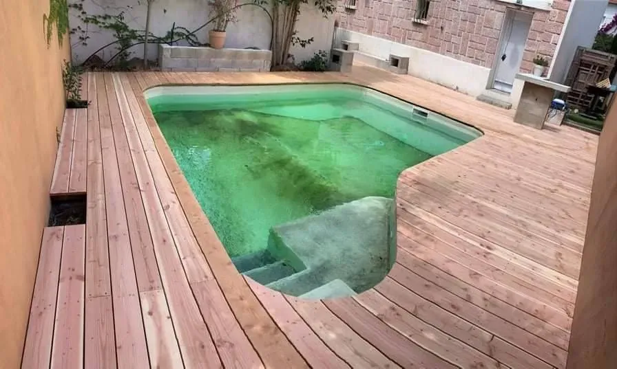 piscine en travaux